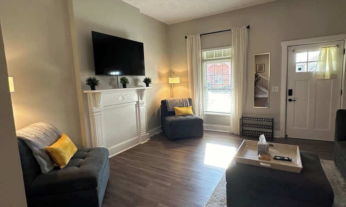Photo of Livingroom in Indianapolis