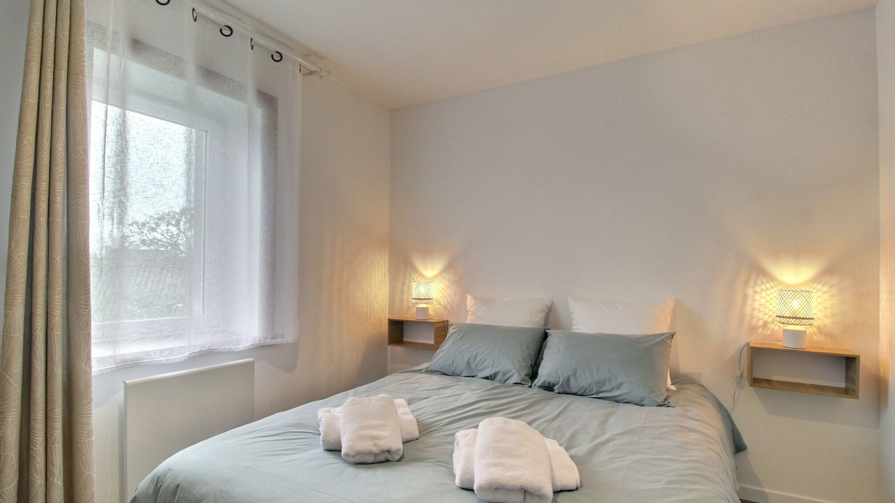 Photo of Bedroom in Plougar