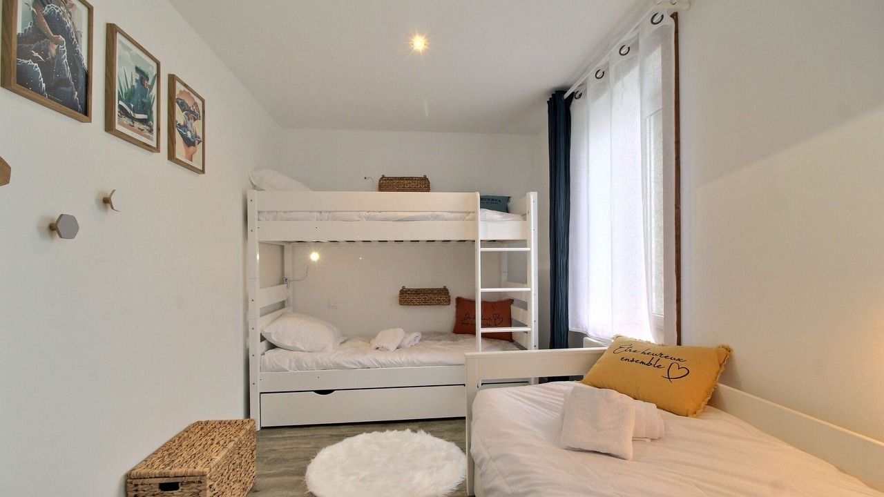 Photo of Bedroom in Plougar