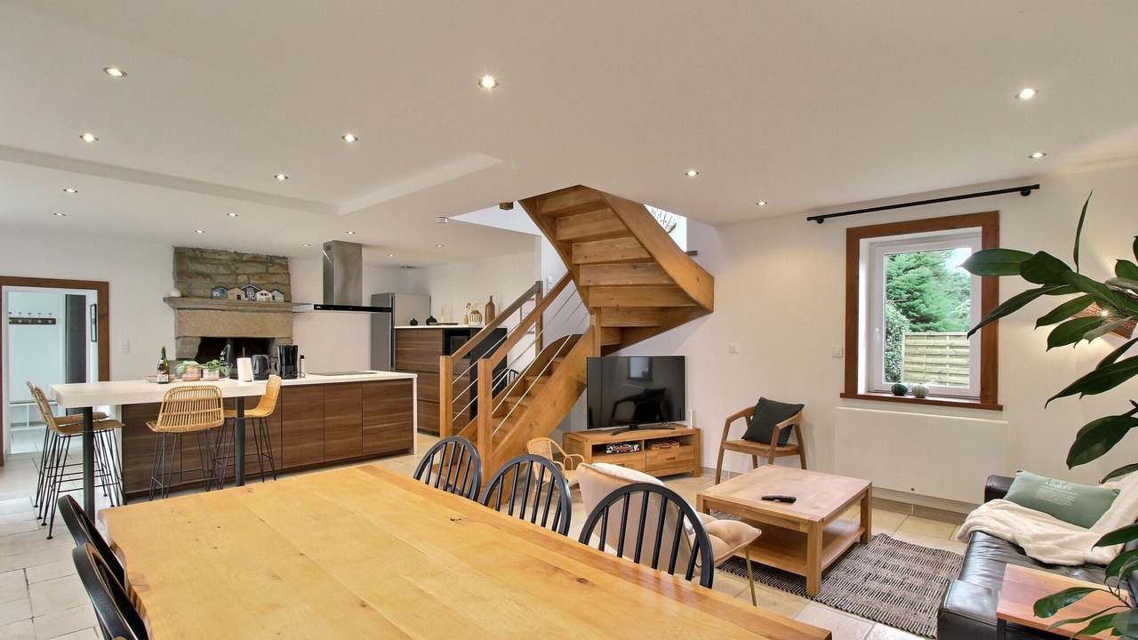 Photo of Others in Plougar