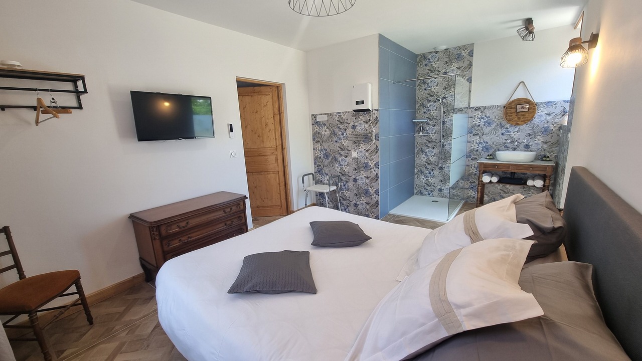 Photo of Bedroom in Le Chatenet-en-Dognon