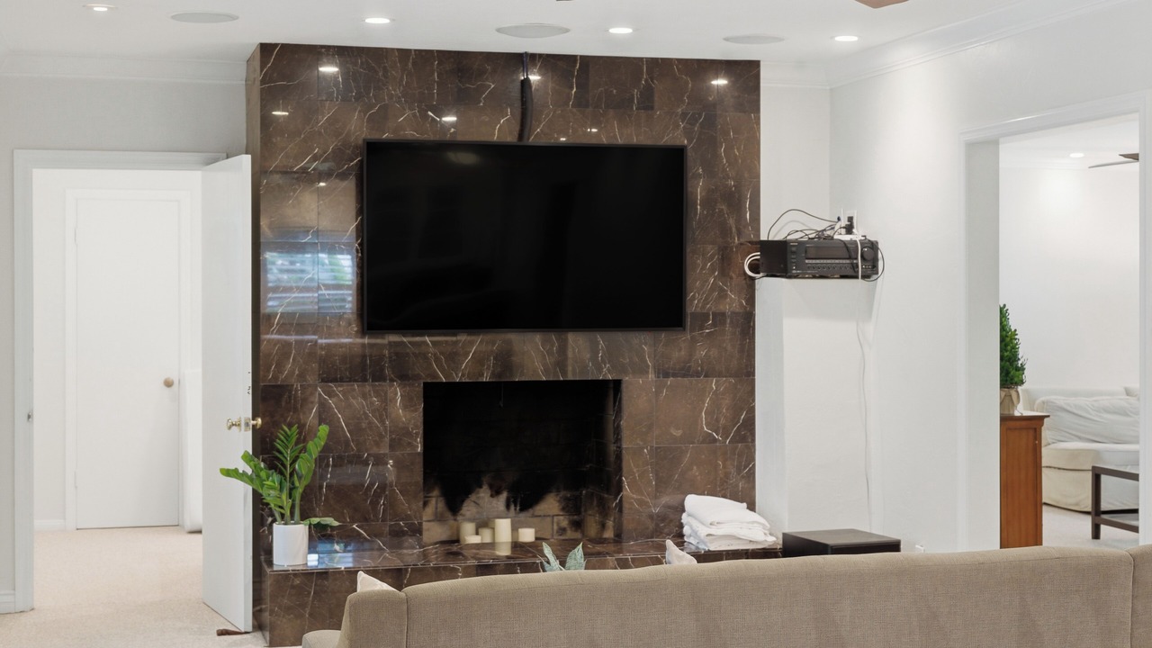 Photo of Livingroom in Bakersfield
