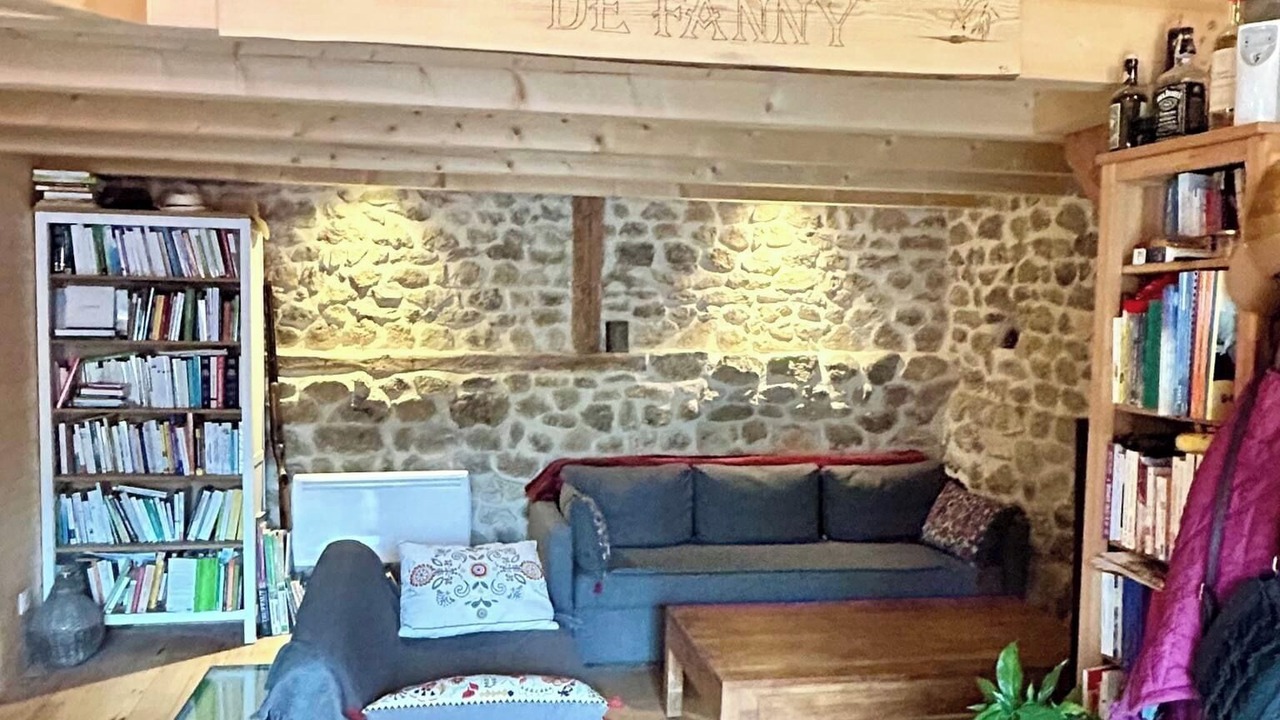 Photo of Livingroom in Lachapelle-Graillouse