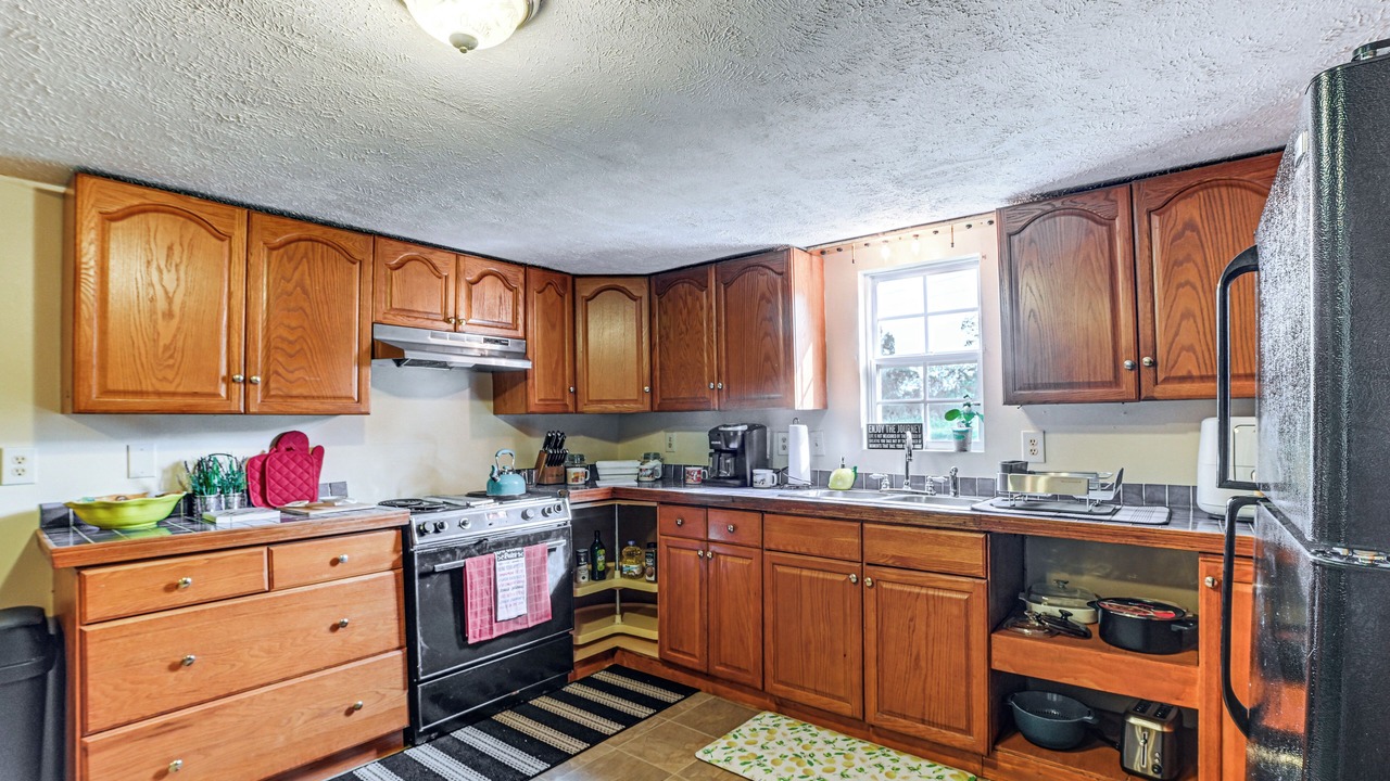 Photo of Kitchen in McEwen