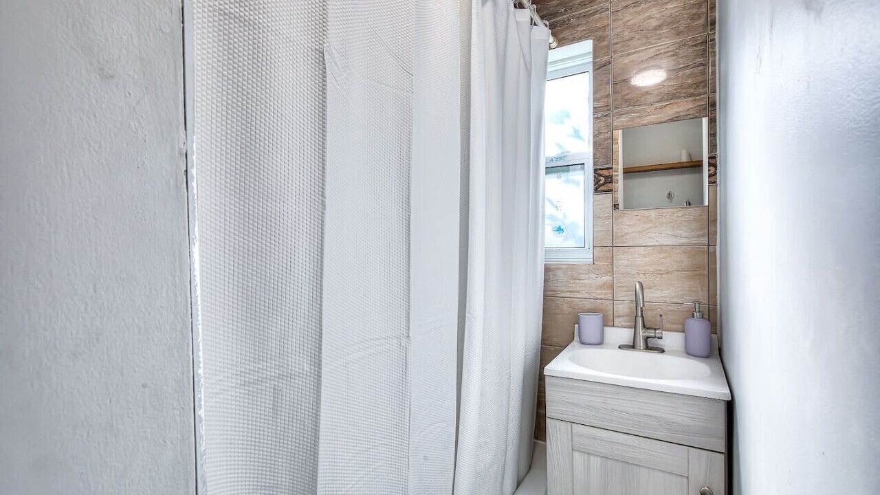 Photo of Bathroom in Sainte-Marie