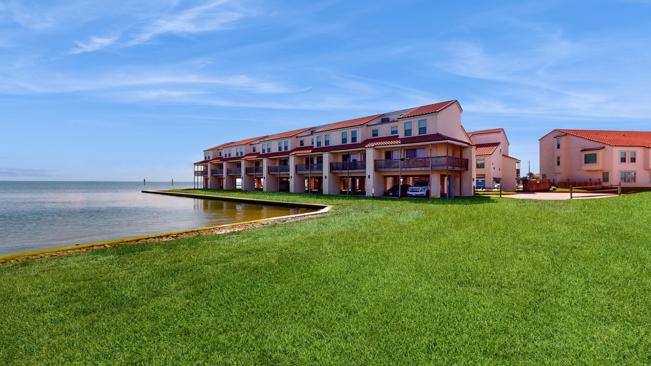 Photo of Outdoor in Harbor Oaks