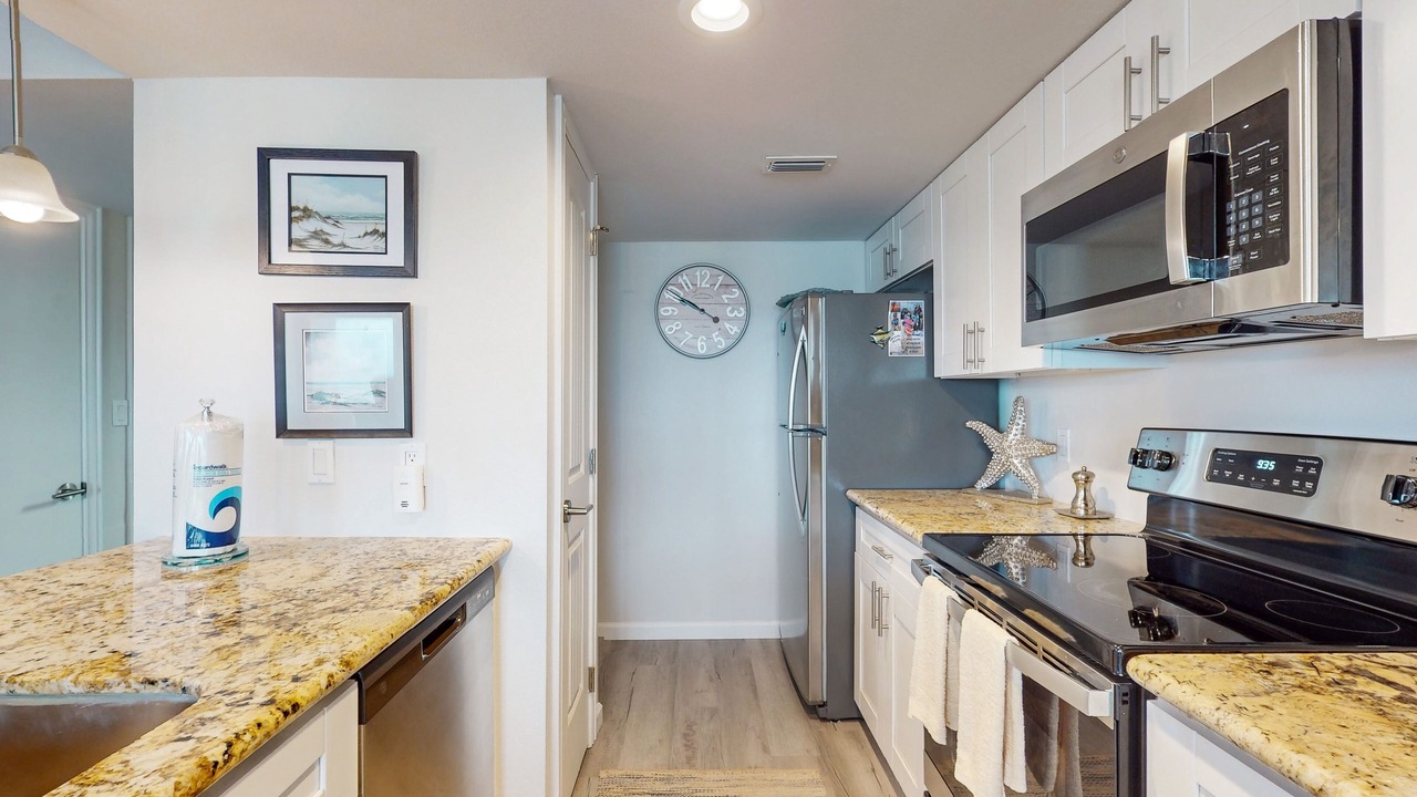 Photo of Kitchen in Harbor Oaks