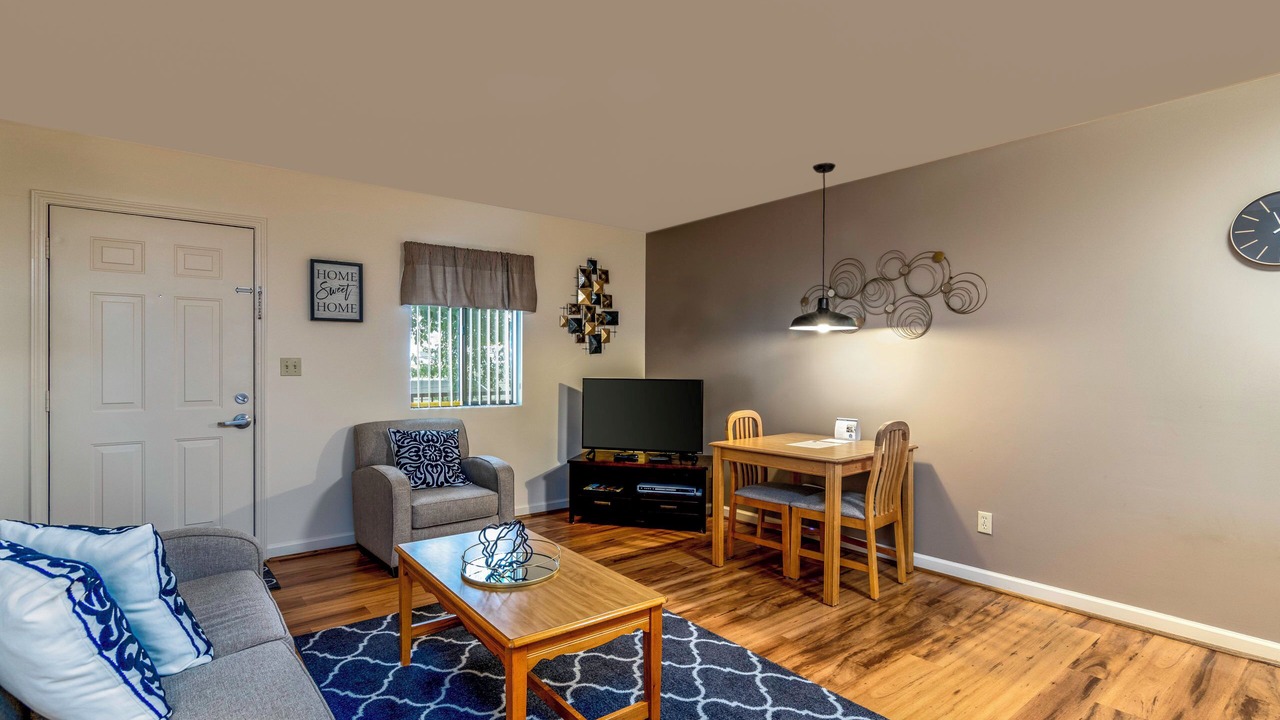 Photo of Livingroom in Salem