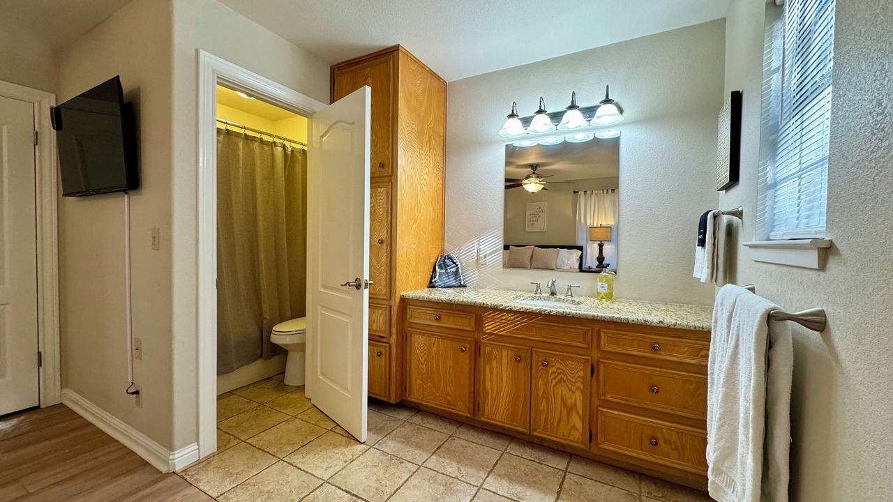 Photo of Bathroom in Horseshoe Bay
