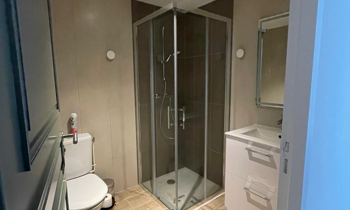 Photo of Bathroom in Lureuil