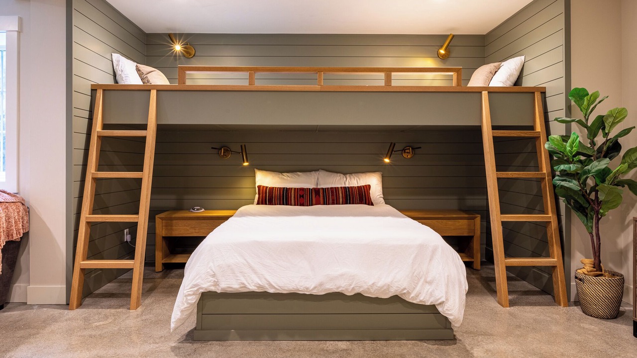 Photo of Bedroom in Laurelhurst