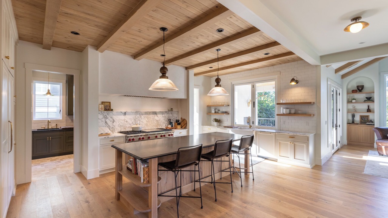 Photo of Kitchen in Laurelhurst