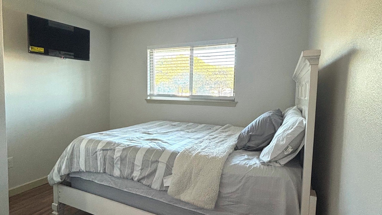 Photo of Bedroom in Georgian Acres