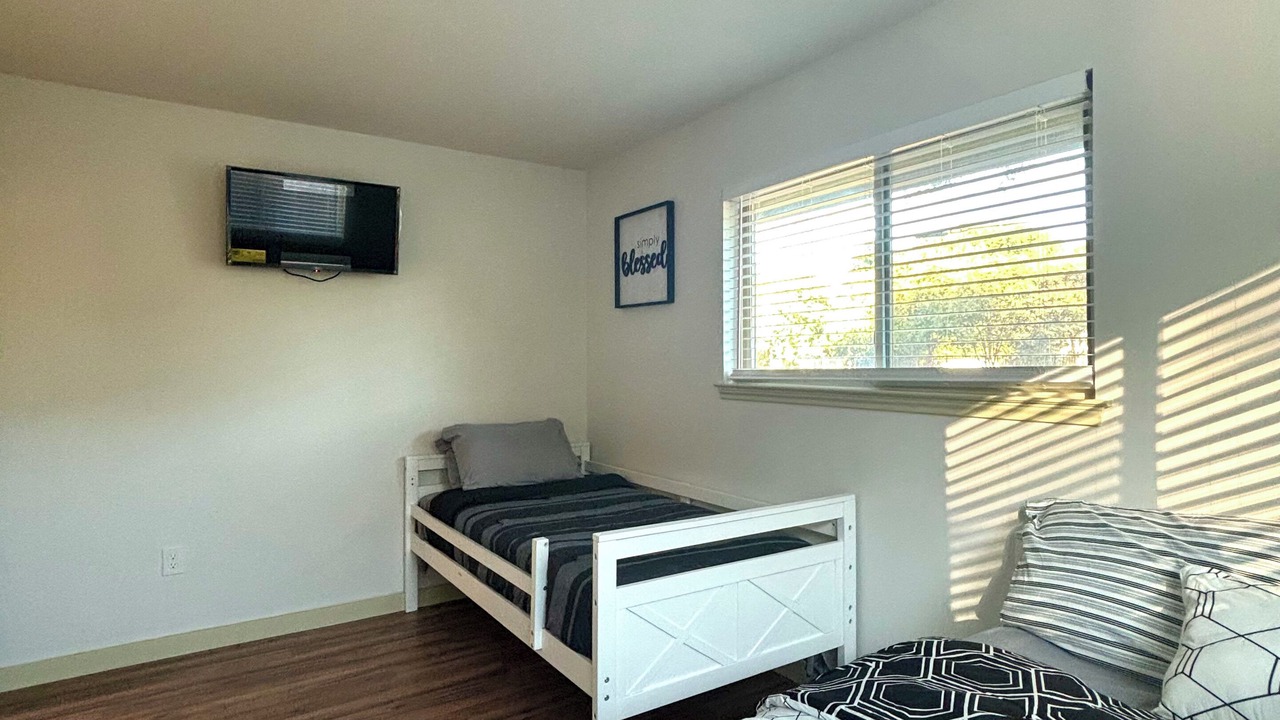 Photo of Bedroom in Georgian Acres
