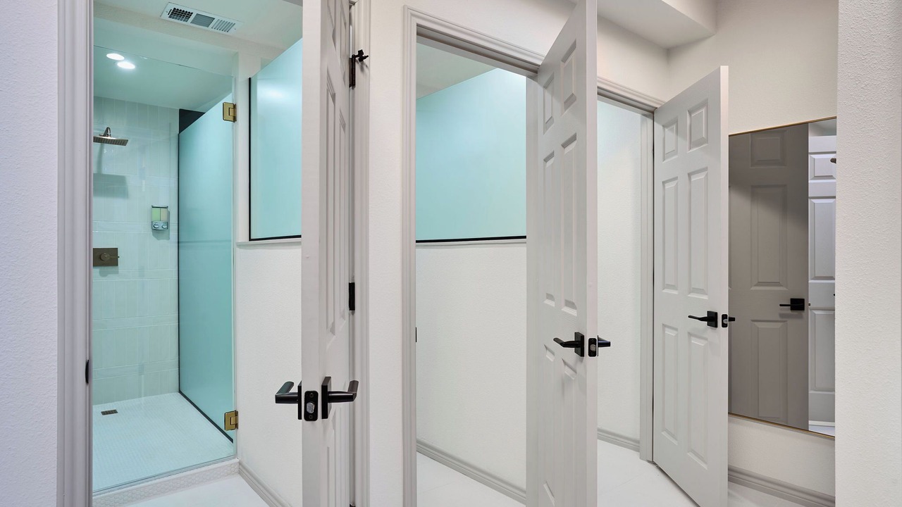 Photo of Bedroom in Long Branch Valley
