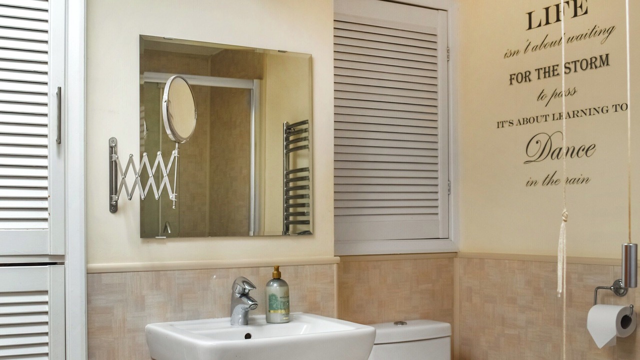 Photo of Bathroom in Tregony