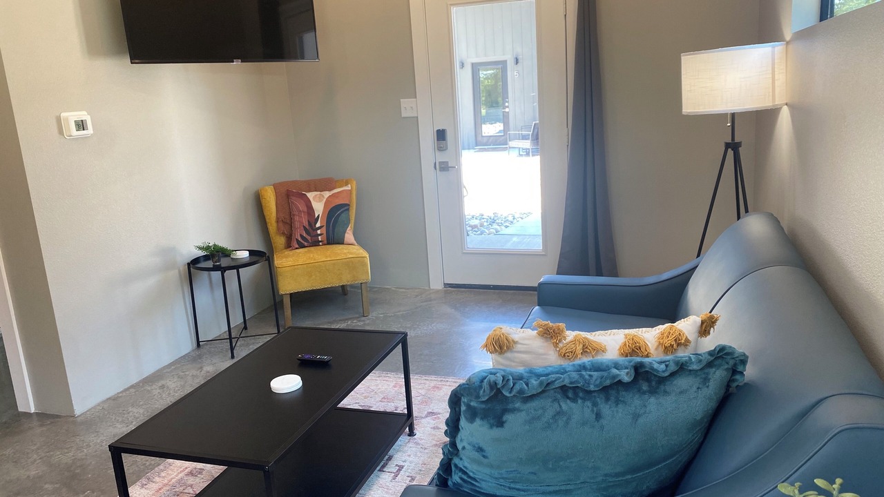 Photo of Livingroom in Mount Vernon