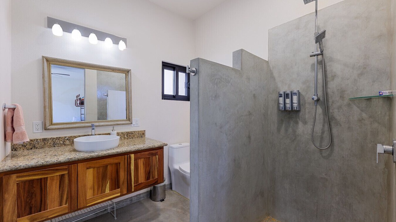 Photo of Bathroom in Los Barriles