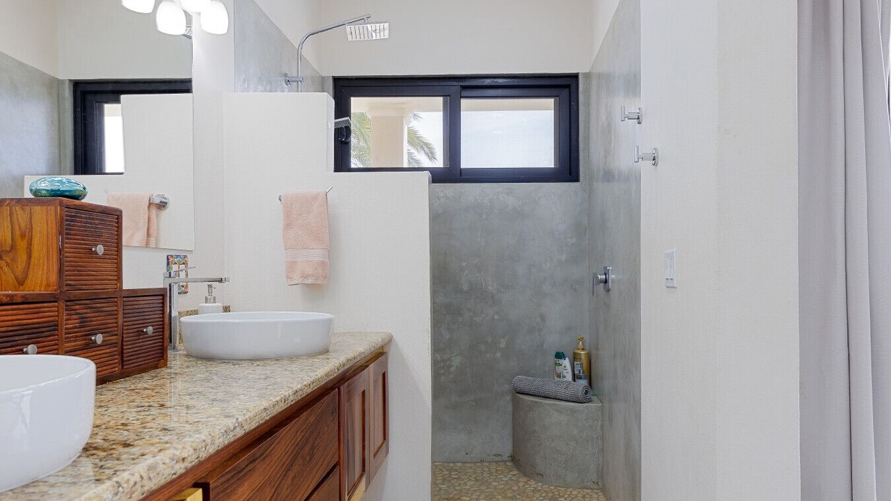 Photo of Bathroom in Los Barriles