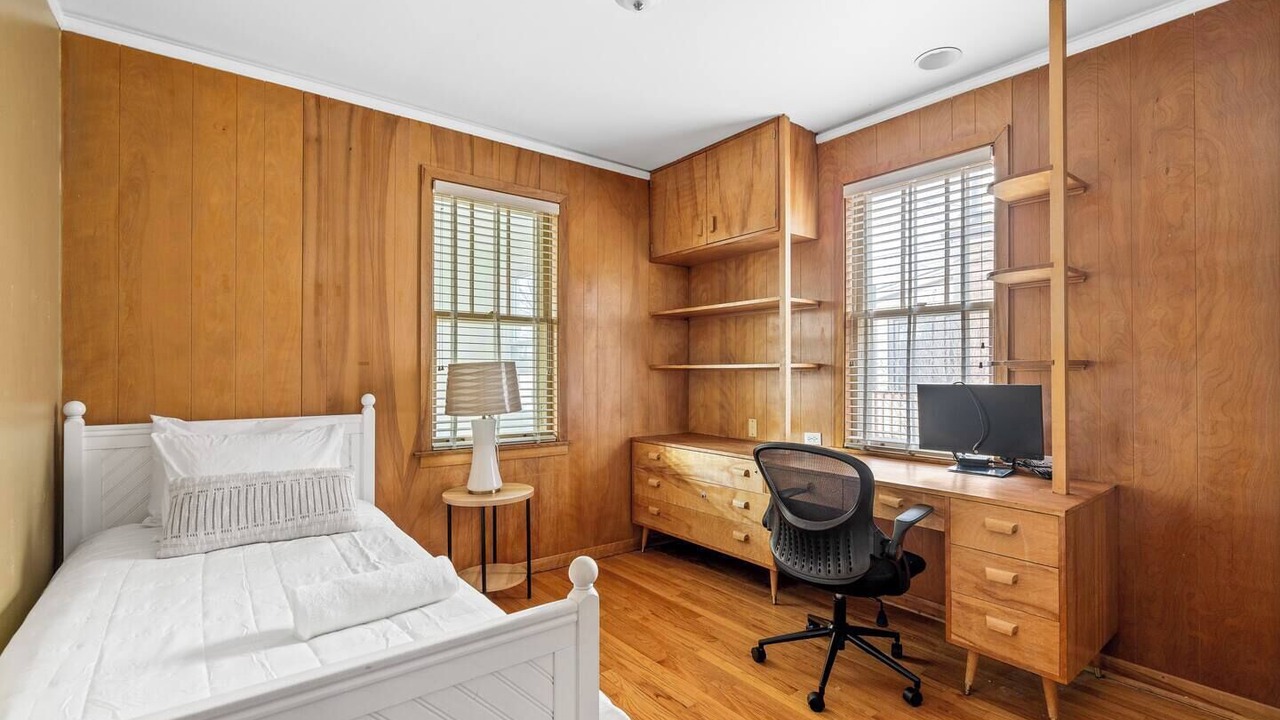 Photo of Bedroom in Brookfield