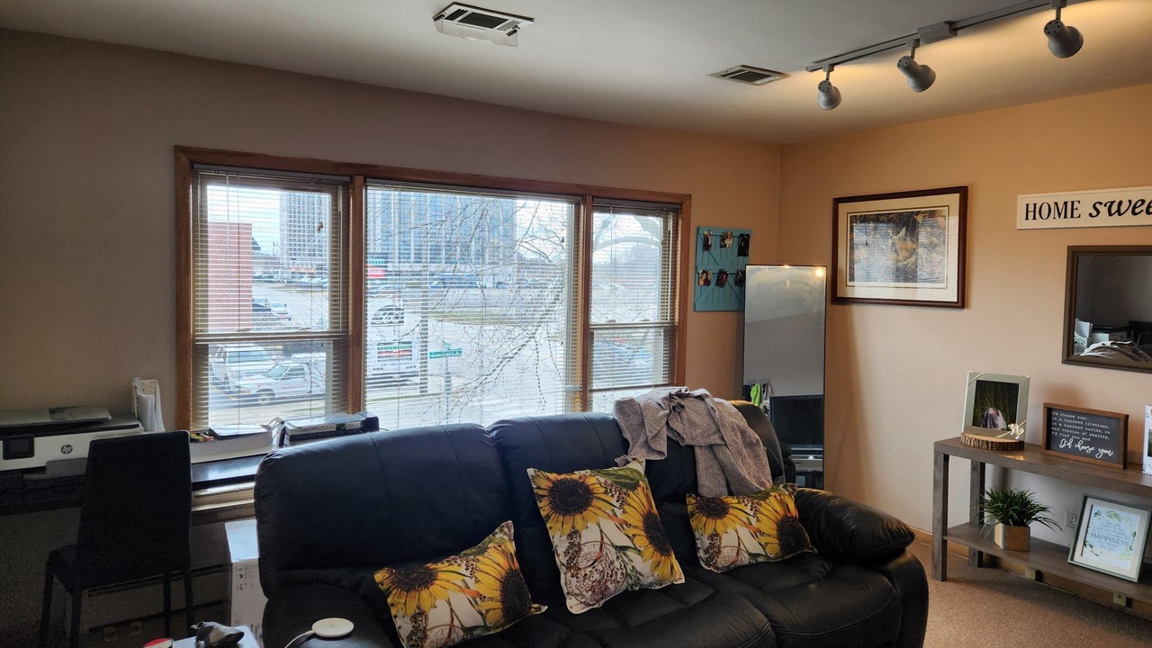 Photo of Livingroom in Forestview