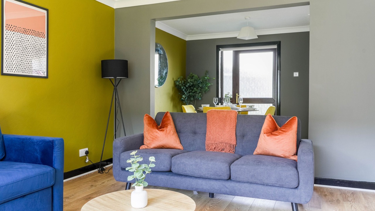 Photo of Livingroom in Alloa