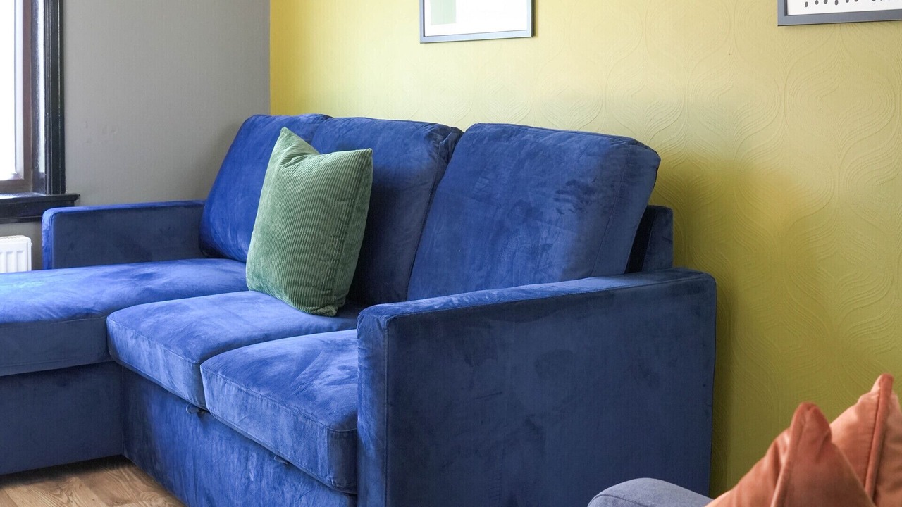 Photo of Livingroom in Alloa