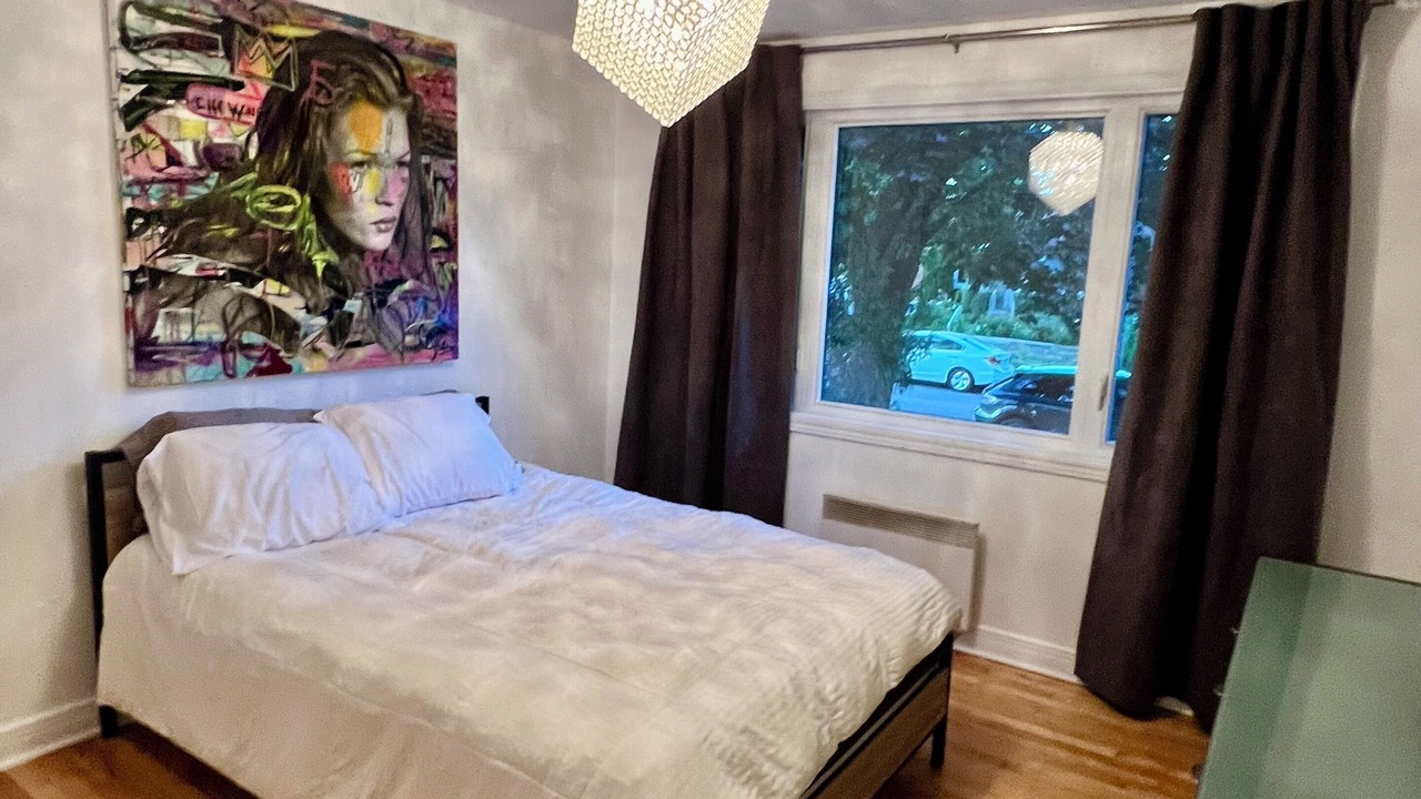 Photo of Bedroom in Laval