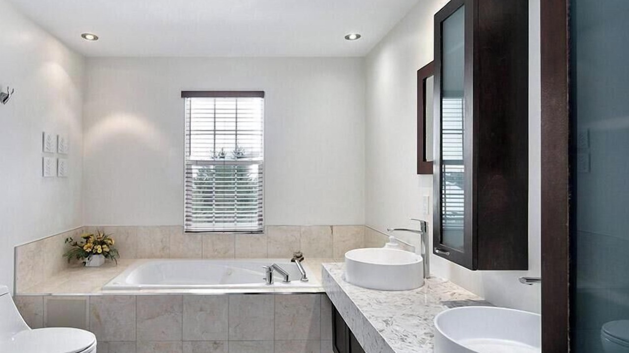 Photo of Bathroom in Craigleith