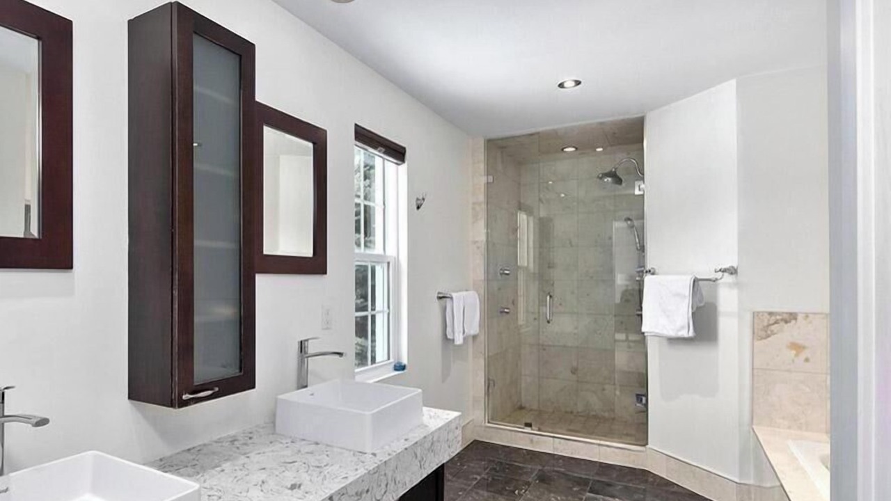 Photo of Bathroom in Craigleith