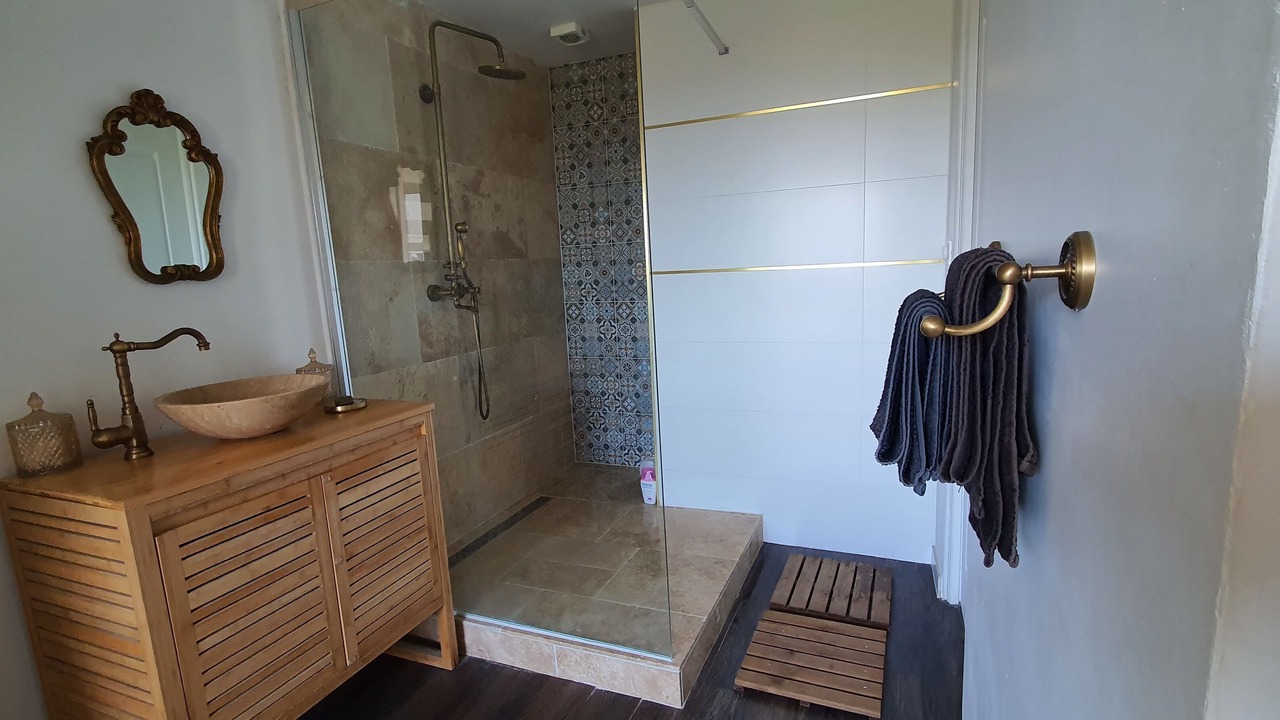 Photo of Bathroom in Aiguerelles