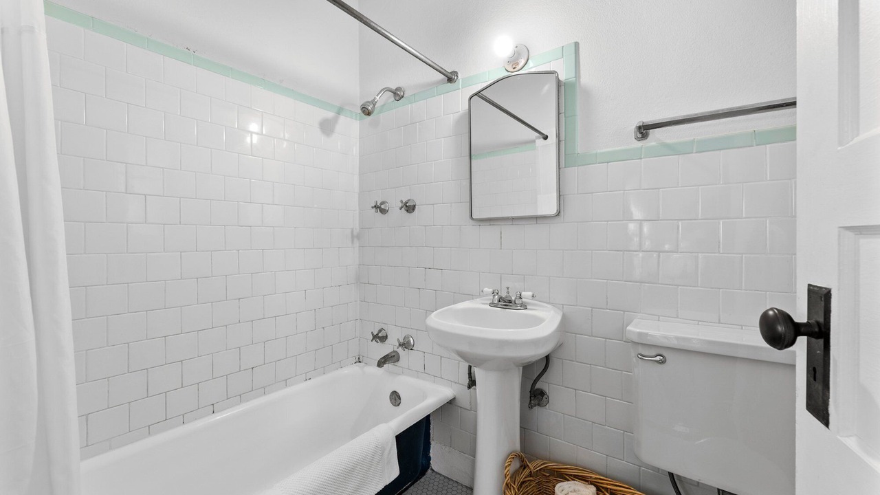 Photo of Bathroom in Comfort