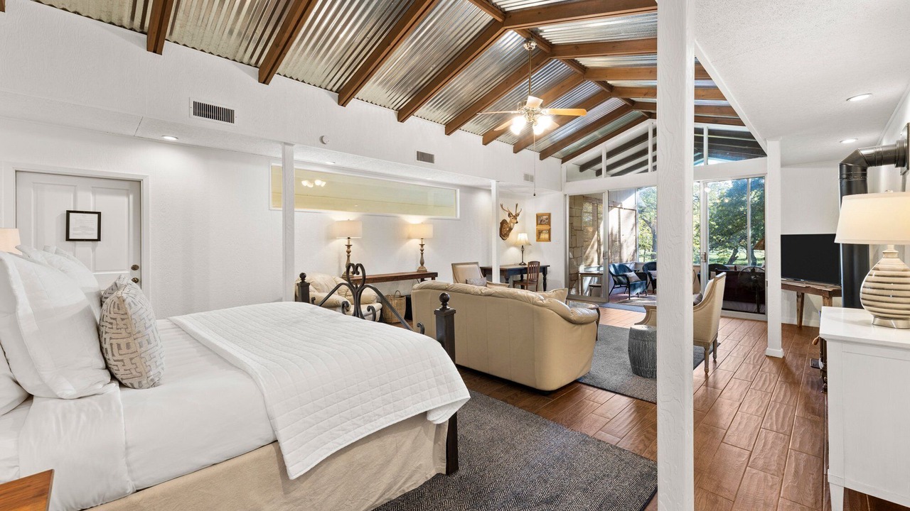 Photo of Bedroom in Comfort