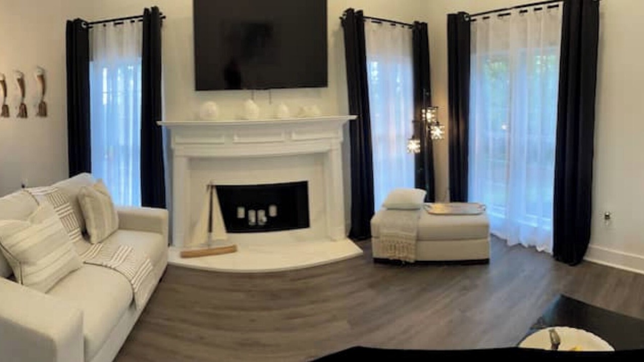 Photo of Livingroom in Gainesville