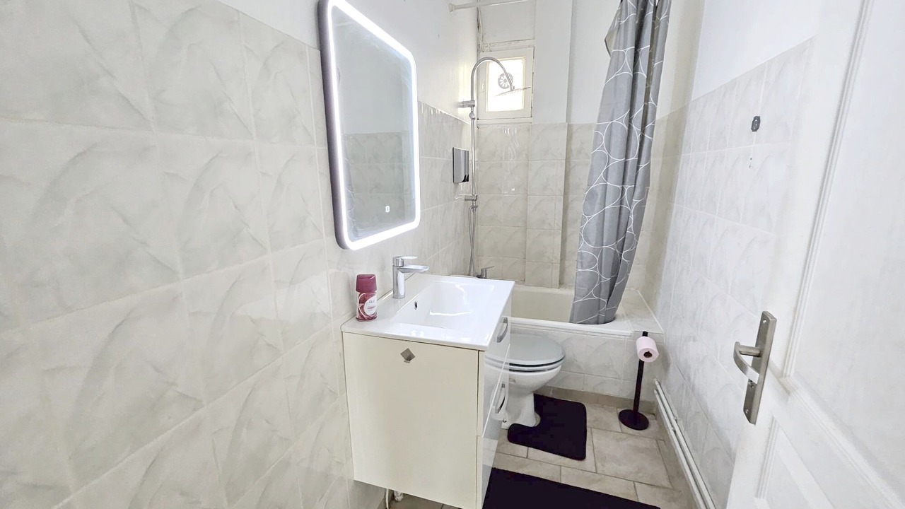 Photo of Bathroom in Villeparisis