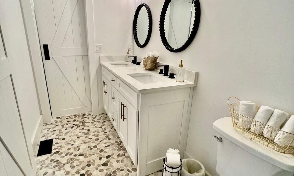 Photo of Bathroom in Gainesville