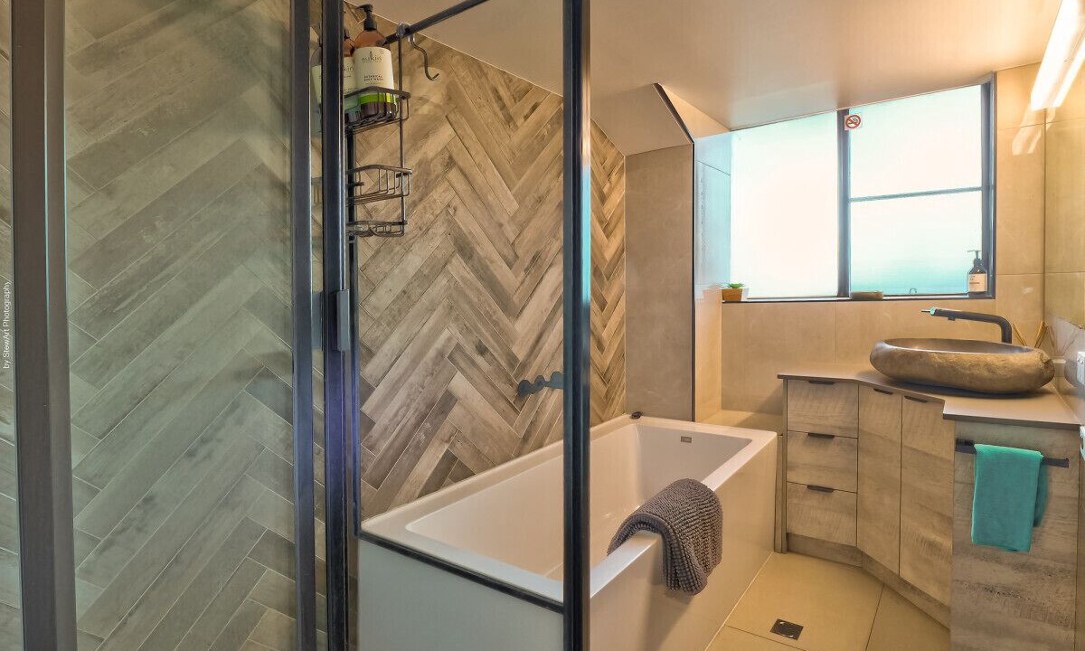 Photo of Bathroom in Torquay