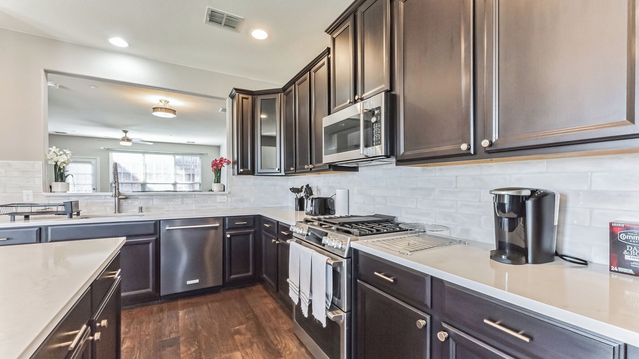 Photo of Kitchen in Las Colinas
