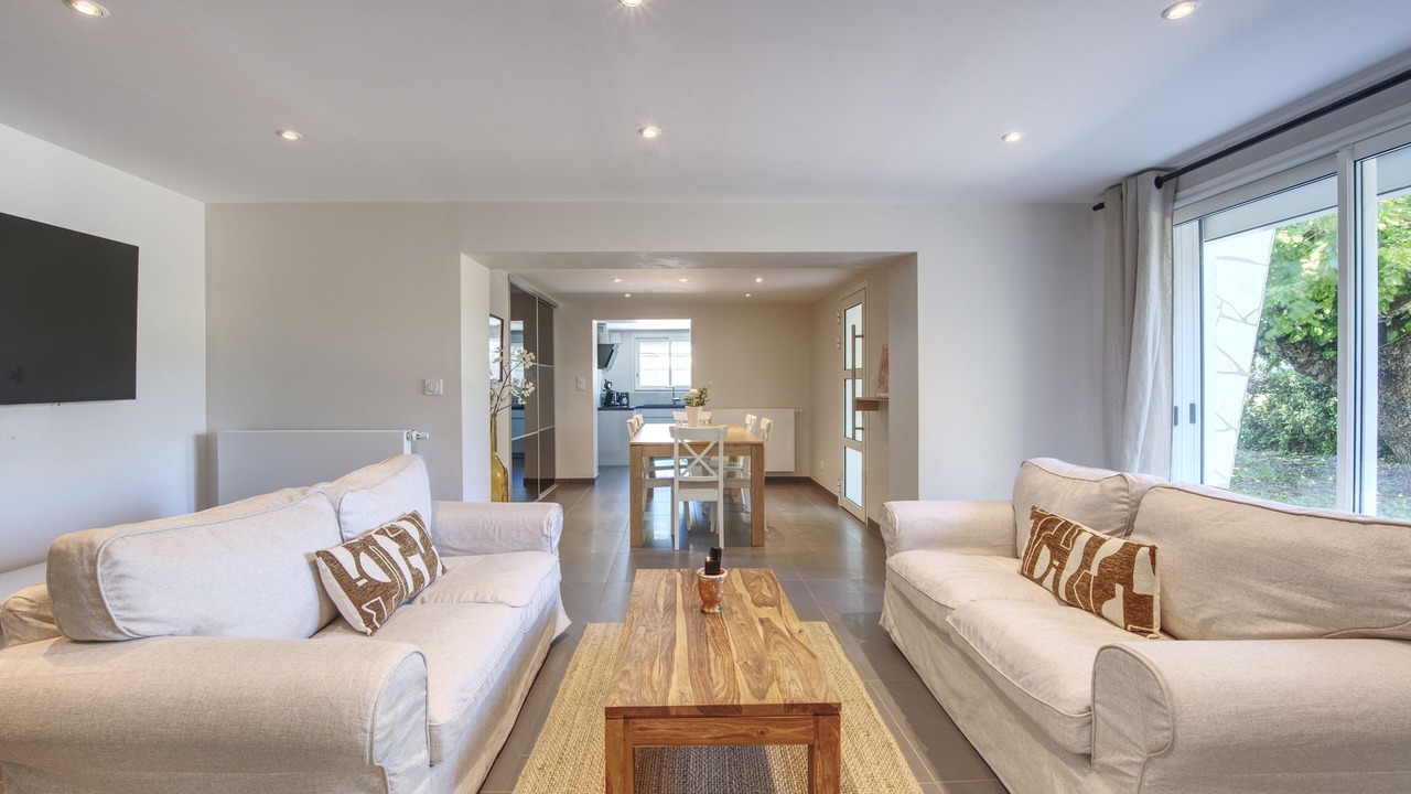 Photo of Livingroom in Saint-Privat-des-Vieux