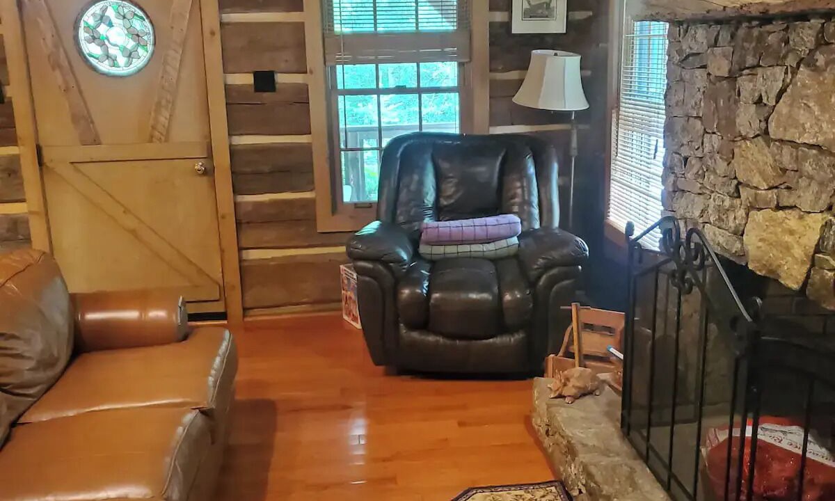 Photo of Livingroom in Canton