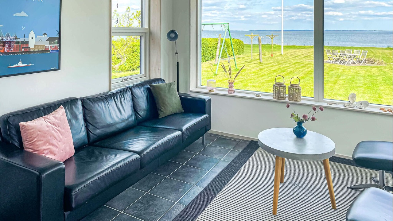 Photo of Bedroom in Fur