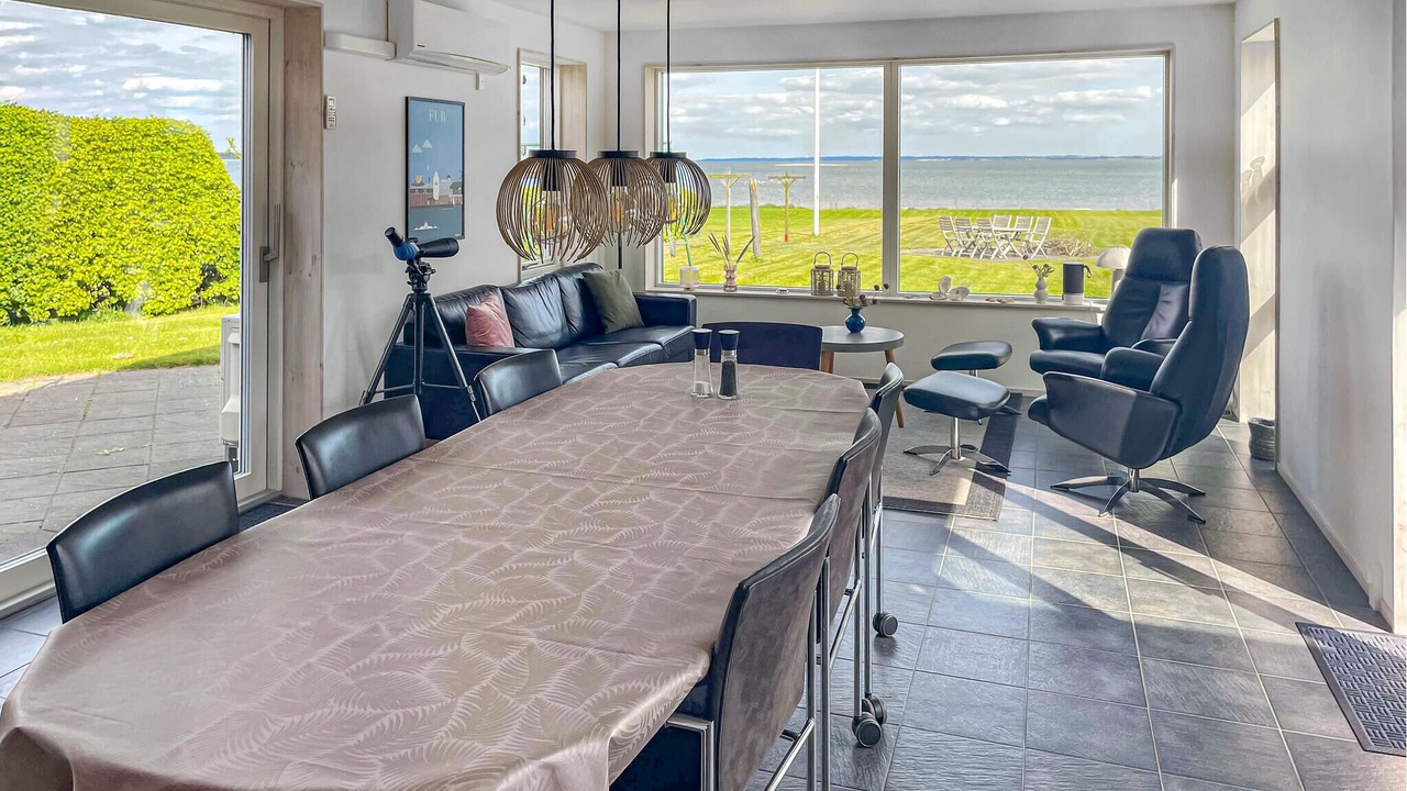 Photo of Bedroom in Fur