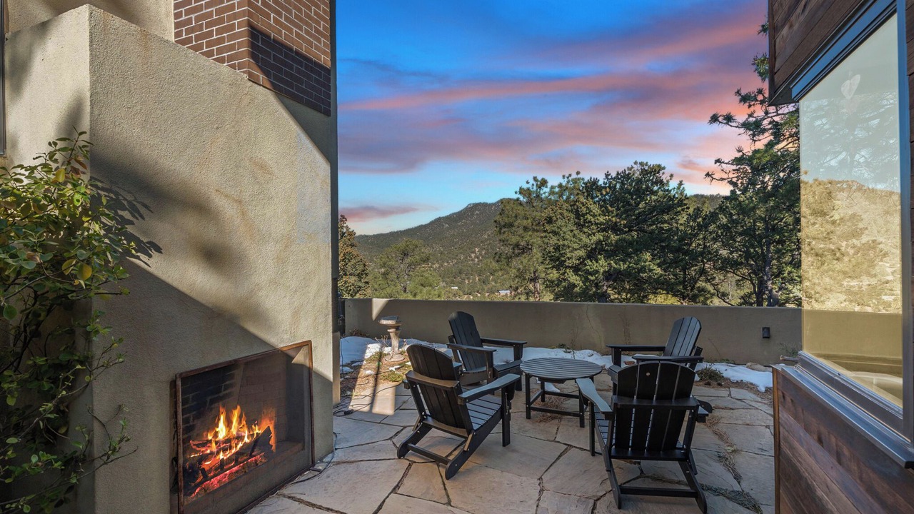 Photo of Livingroom in Santa Fe
