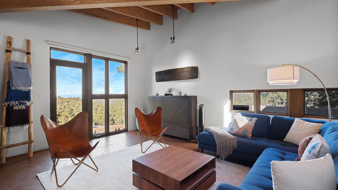 Photo of Livingroom in Santa Fe