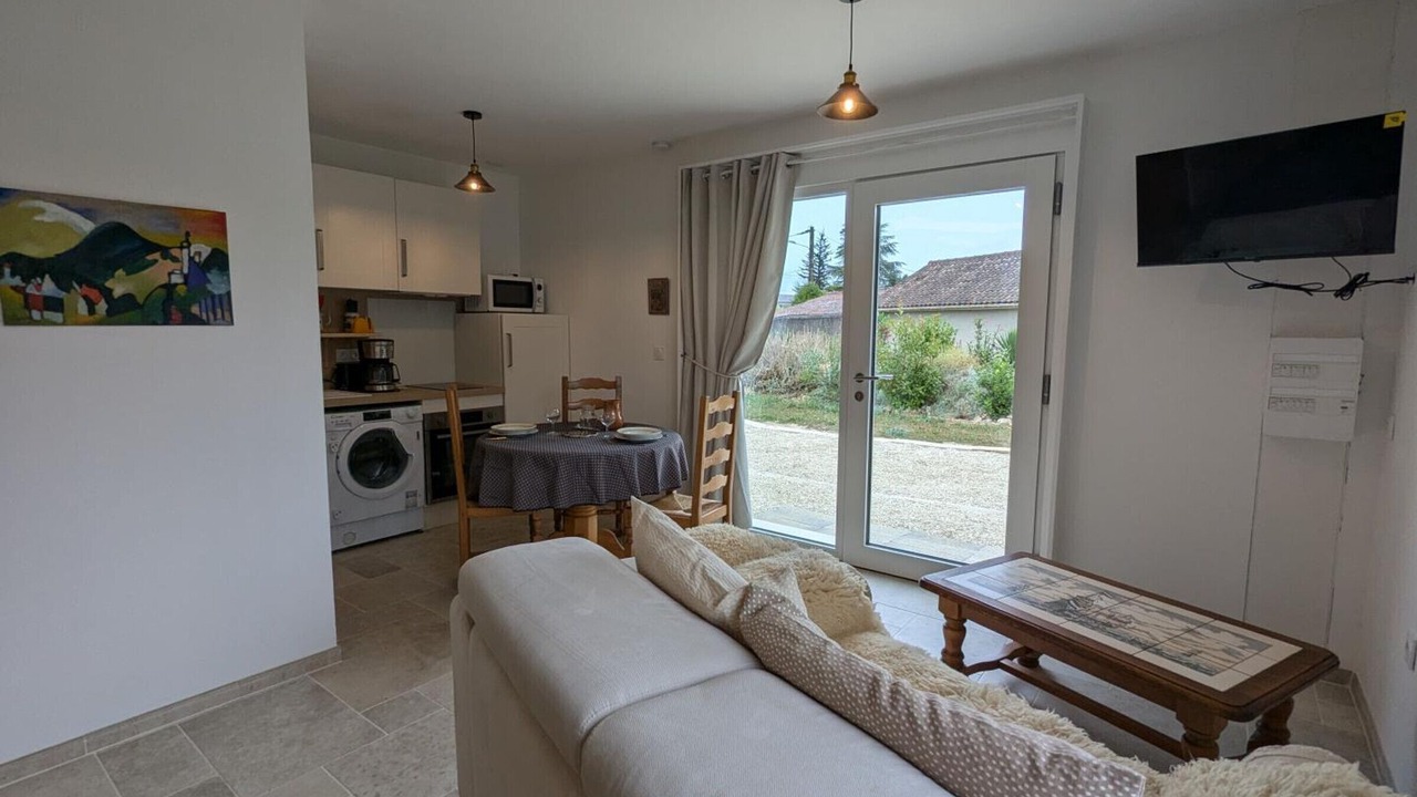 Photo of Livingroom in Baignes-Sainte-Radegonde