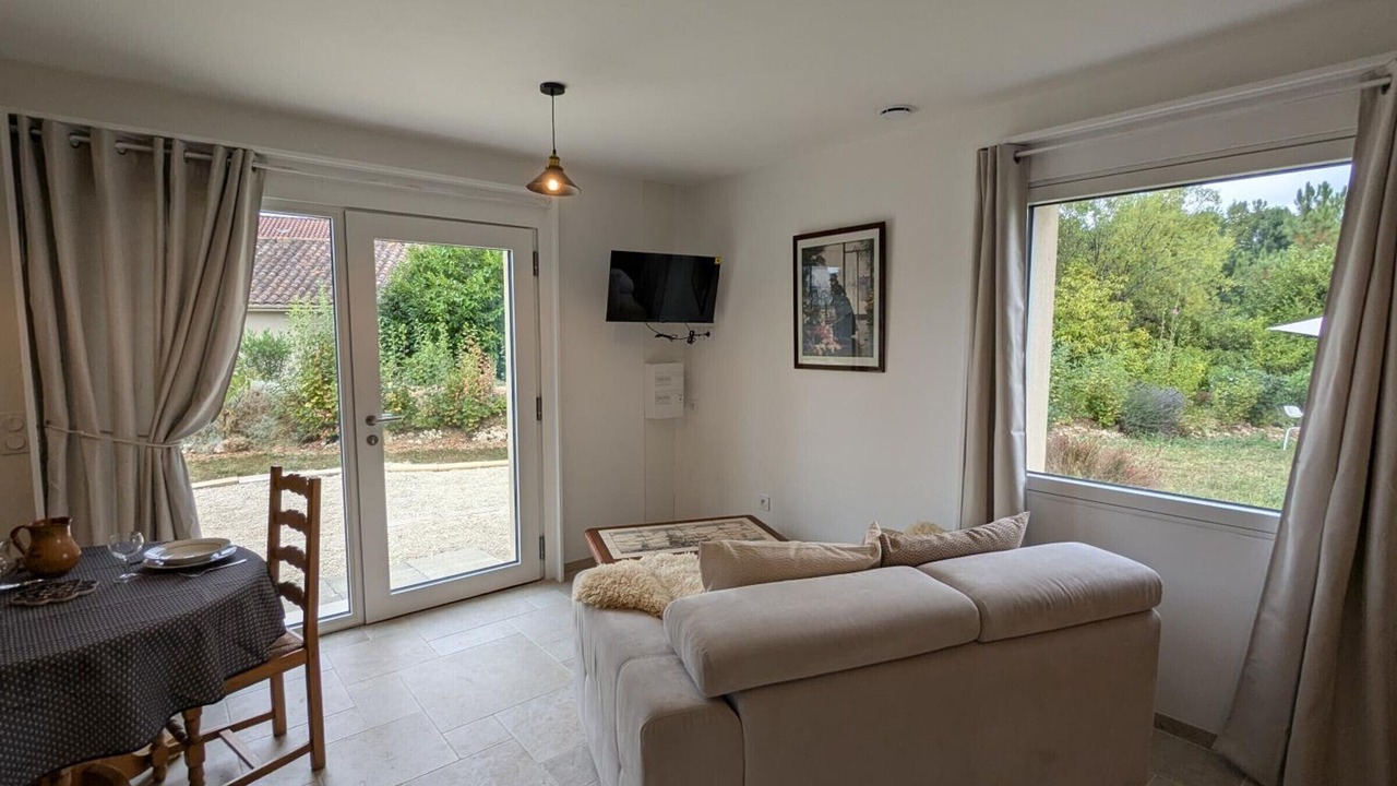 Photo of Livingroom in Baignes-Sainte-Radegonde