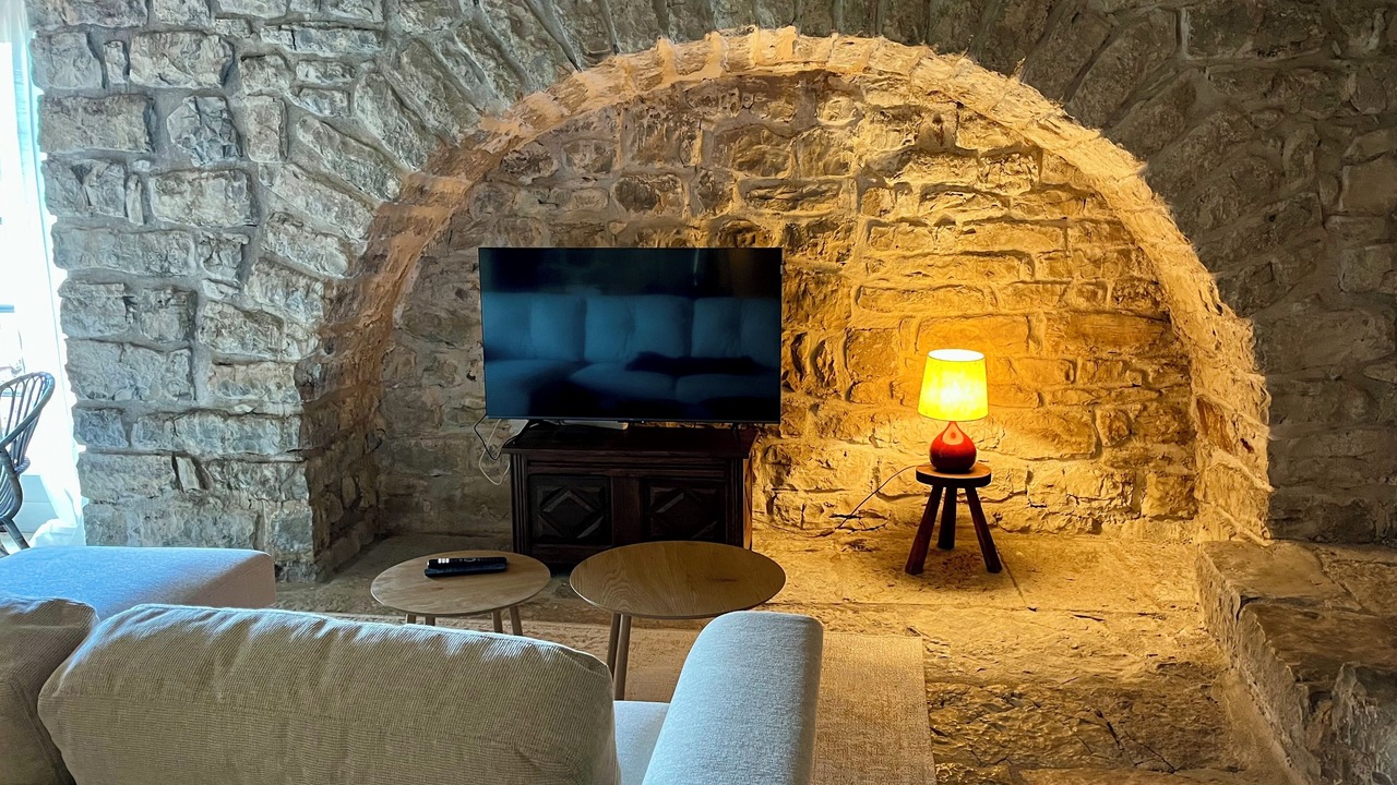Photo of Livingroom in Chandolas