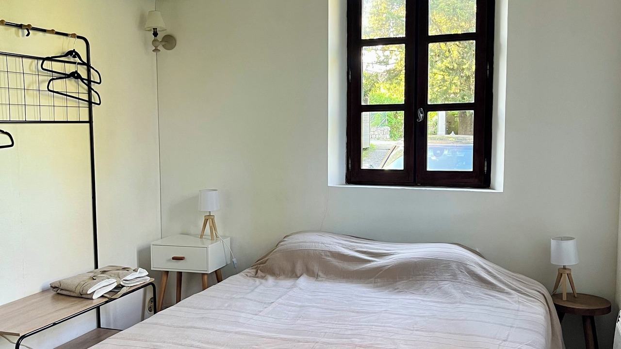 Photo of Bedroom in Chandolas