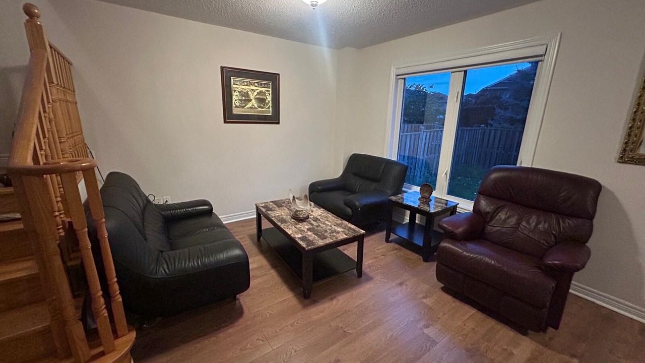 Photo of Livingroom in Mount Pleasant