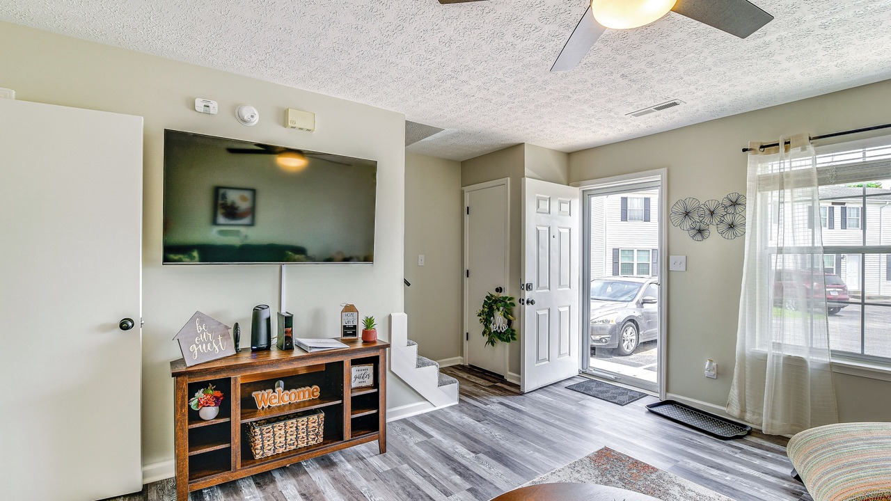 Photo of Livingroom in Bowling Green